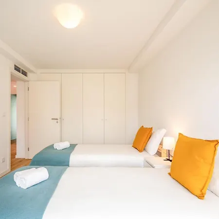 Guestready - Modernity Refine Near Airport בית נופש ליסבון